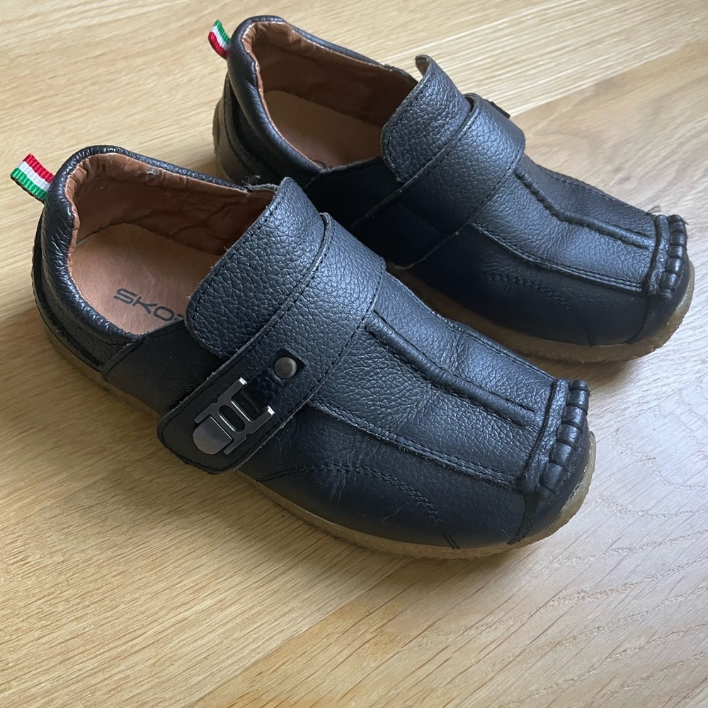 SKOEX Boy Loafer Boat Shoe Navy Blue - EU33 equivalent to 1.5